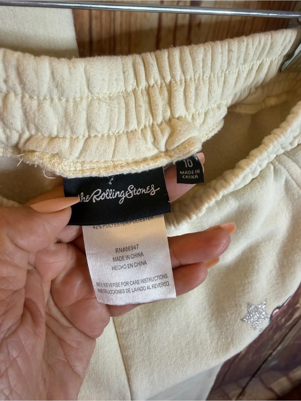 The Rolling Stones Girls 2Pc Sweatshirt Jogger Set Cream Size 10